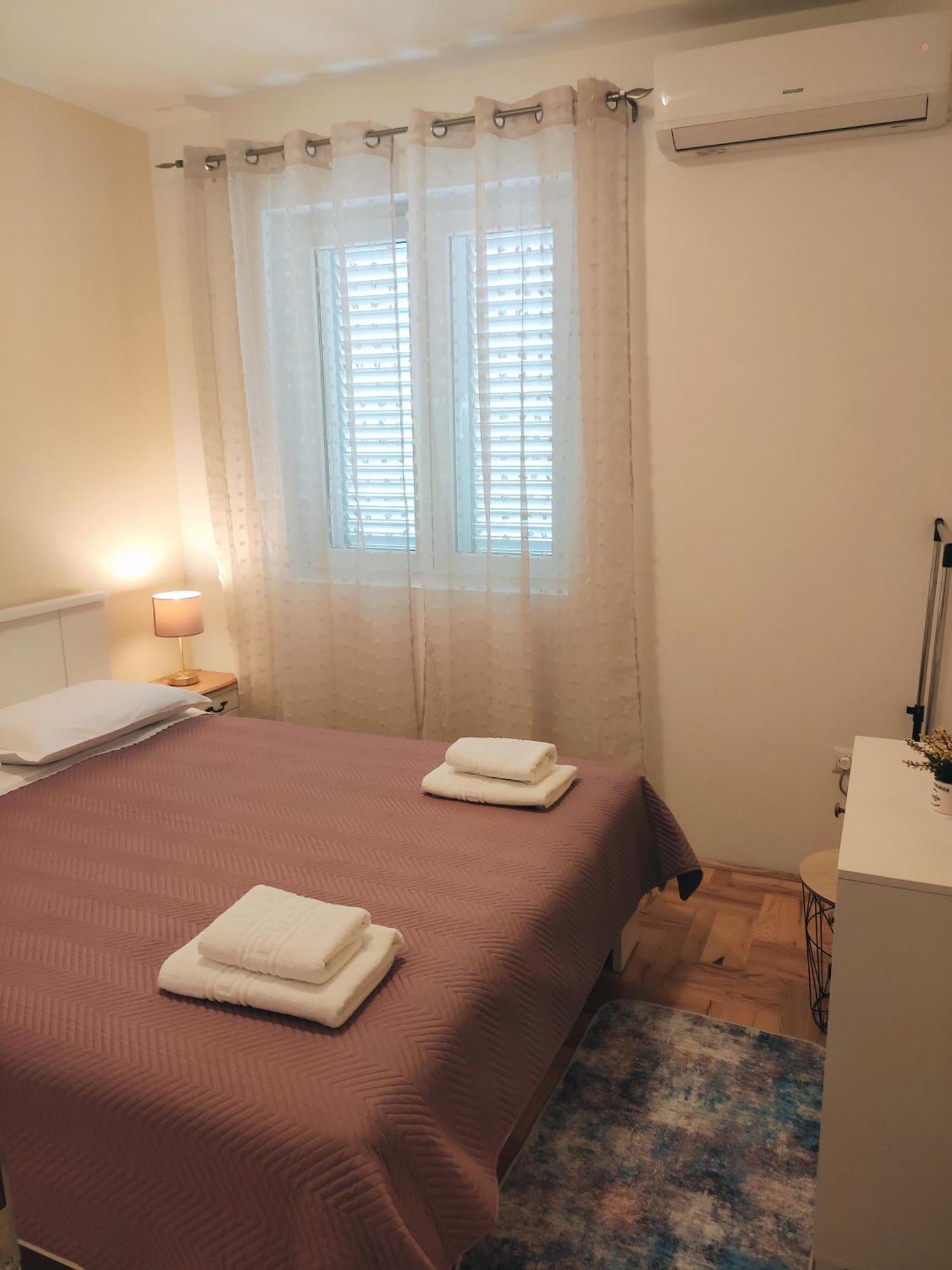 Siesta Apartments Шибеник Экстерьер фото